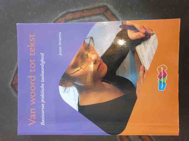 9789055745548-Van-woord-tot-tekst