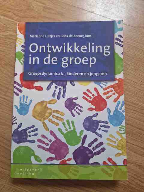 9789046902493-Ontwikkeling-in-de-groep