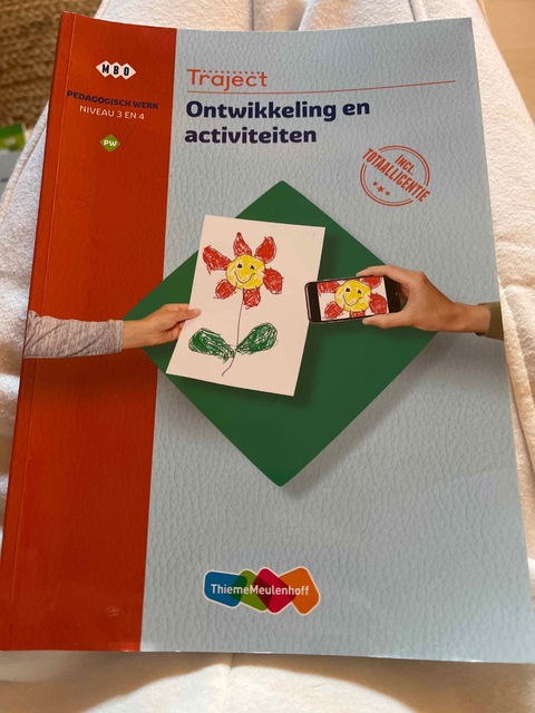 9789006239447-Traject-Combipakket-Ontwikkeling-en-activiteiten-PW-niveau-34-boek-en-totaallicentie-1-jaar