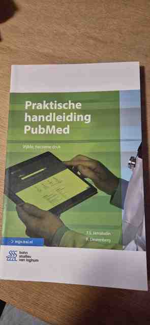 9789036825528-Praktische-handleiding-PubMed