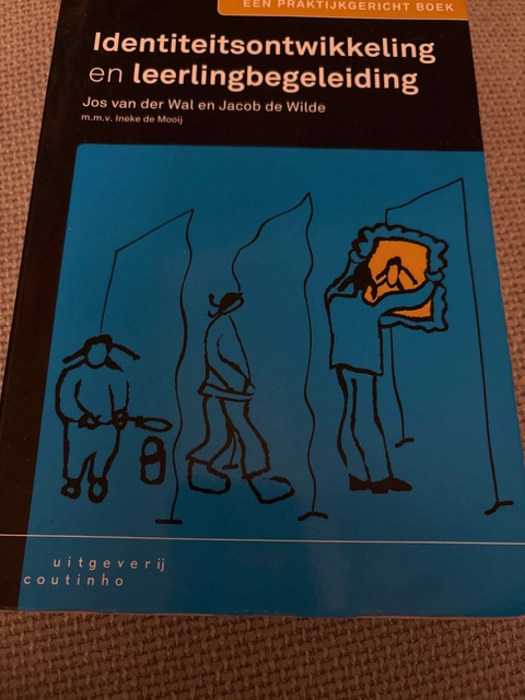 9789046902554-Identiteitsontwikkeling-en-leerlingbegeleiding