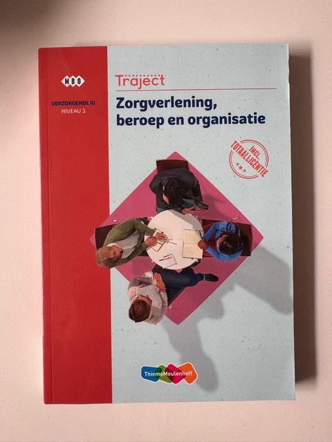 9789006952865-Traject-Combipakket-Zorgverlening-beroep-en-organisatie-niv-3-boek-en-totaallicentie-1-jaar