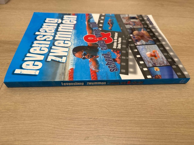 9789070870379-Levenslang-zwemmen