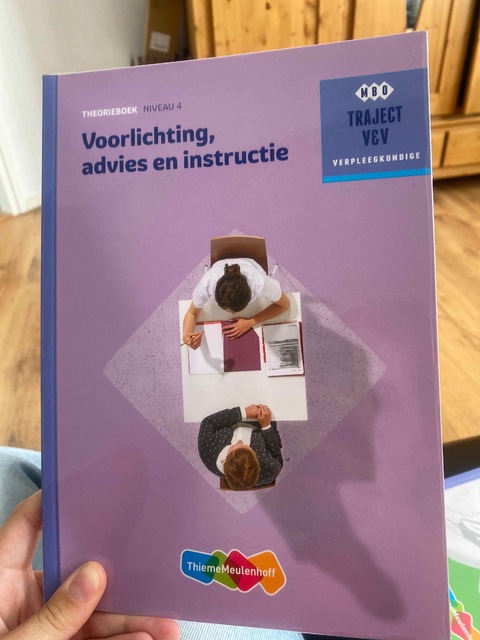 9789006910346-Voorlichting-advies-en-instructie-Theorieboek-Niveau-4