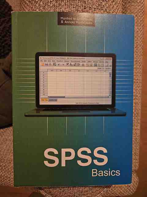 9789023249825-Basiscursus-SPSS-versie-20-21