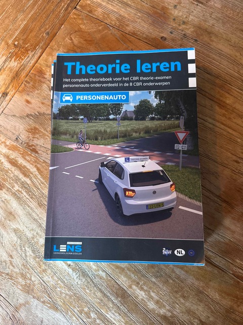 9789490797553-Theorie-leren-personenauto