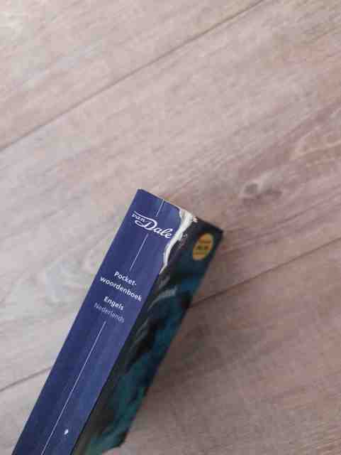 9789066488472-Van-Dale-Pocketwoordenboek-Engels-Nederlands