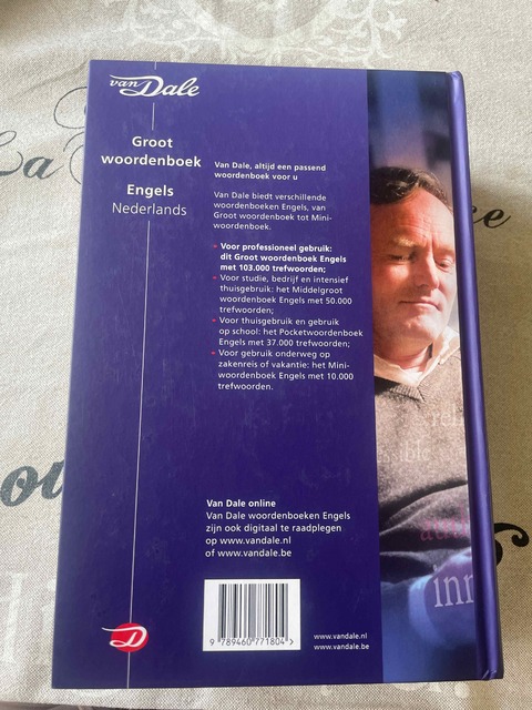9789460771804-Van-Dale-groot-woordenboek-Engels-Nederlands