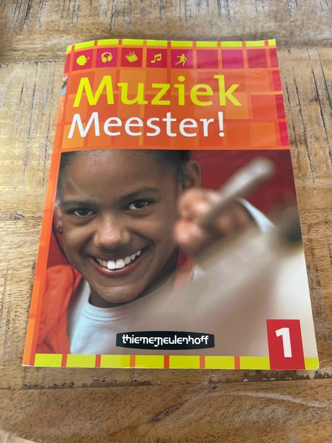 9789006810622-Muziek-Meester-1-CD-ROM