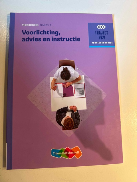 9789006910346-Voorlichting-advies-en-instructie-Theorieboek-Niveau-4
