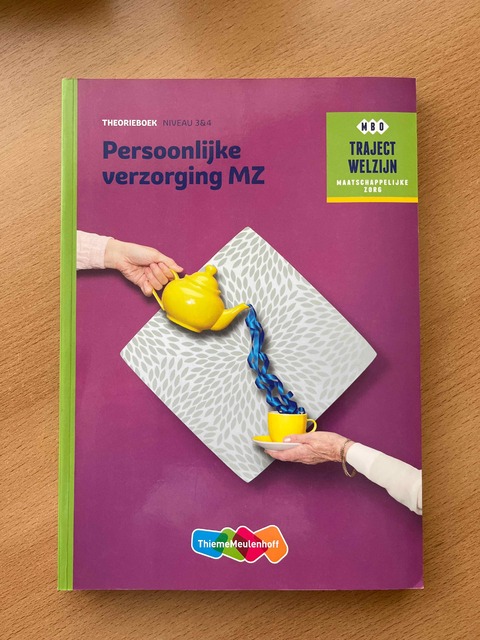 9789006858914-Persoonlijke-verzorging-MZ-Niveau-3-4-Theorieboek