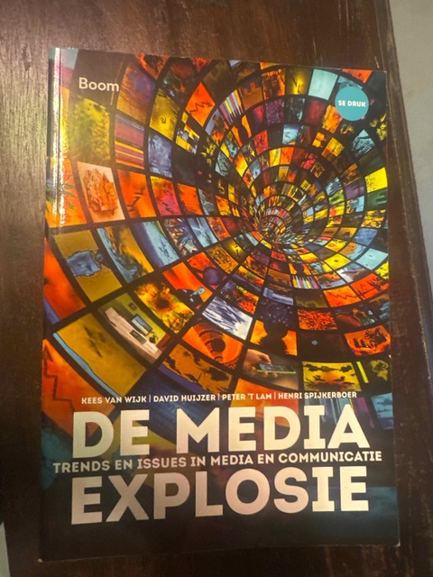9789024406838-De-media-explosie