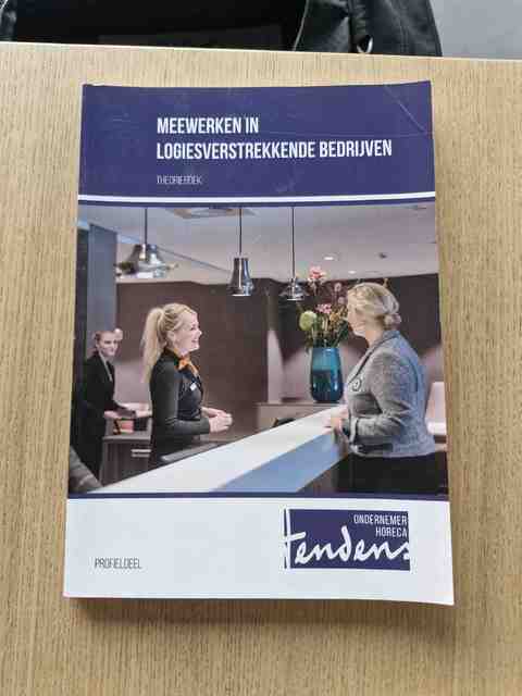 9789037244885-Meewerken-in-logiesverstrekkende-bedrijven