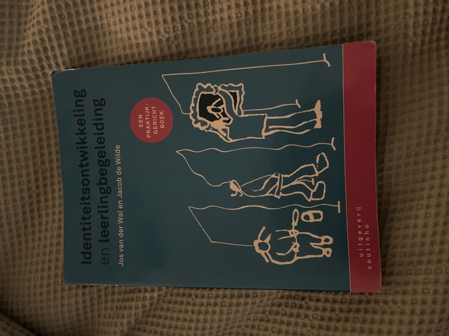 9789046905548-Identiteitsontwikkeling-en-leerlingbegeleiding