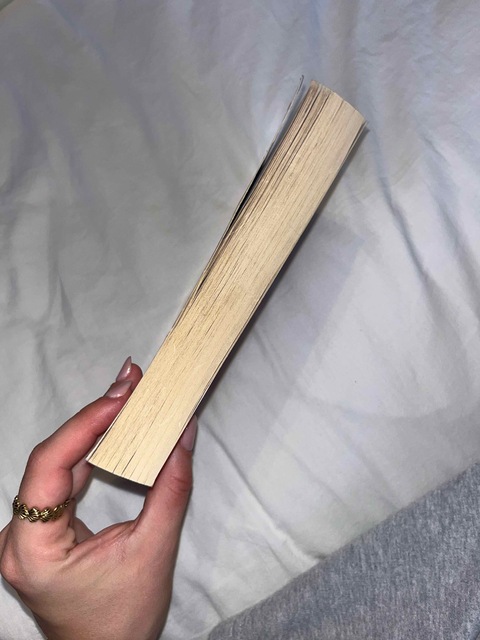 9781471156267-It-Ends-With-Us