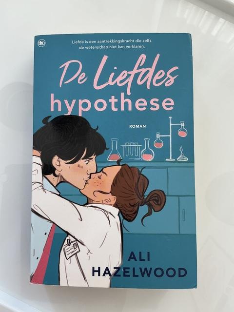 9789044364859-De-liefdeshypothese