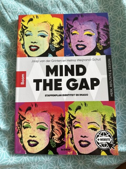 9789024429653-Mind-the-Gap
