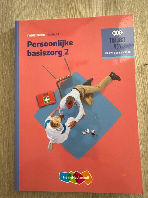 9789006910322-Persoonlijke-basiszorg-Theorieboek-Niveau-4