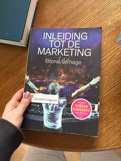 9789001797096-Inleiding-tot-de-marketing