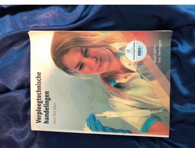 9789083181172-Verpleegtechnische-handelingen-voor-het-mbo