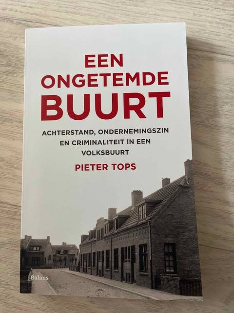 9789460035104-Een-ongetemde-buurt