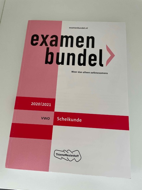 9789006781236-Examenbundel-vwo-Scheikunde-20202021