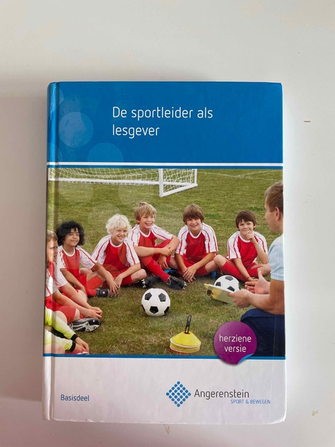 9789037256222-De-sportleider-als-lesgever-