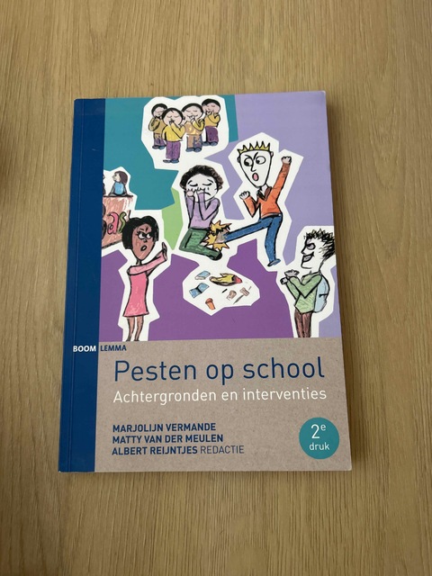 9789089536303-Pesten-op-school