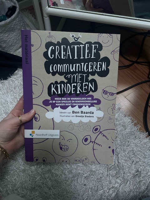9789001810177-Creatief-communiceren-met-kinderen-Theorie-en-uitgewerkte-voorbeelden-Het-materiaal