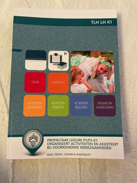 9789400232020-TLH-LH-K1