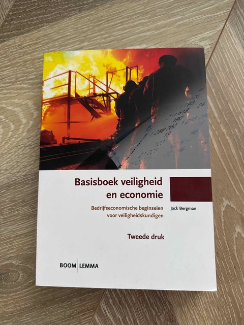 9789462365698-Basisboek-veiligheid-en-economie