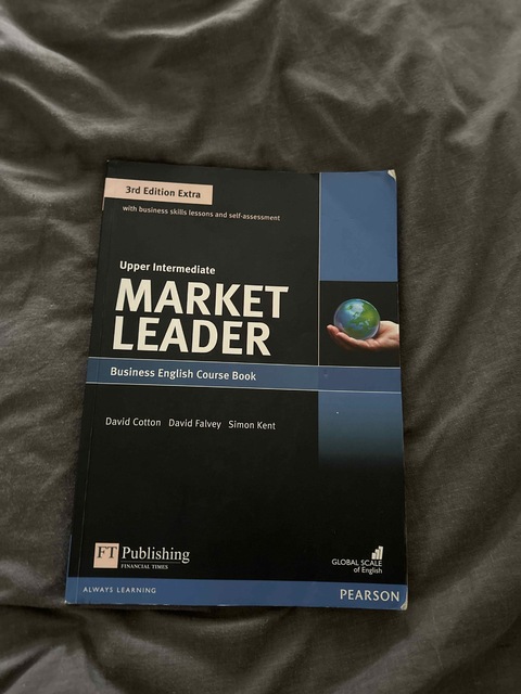 9781292134819-Market-Leader-Extra-Upper-Intermediate-Coursebook-with-DVD-ROM-Pack