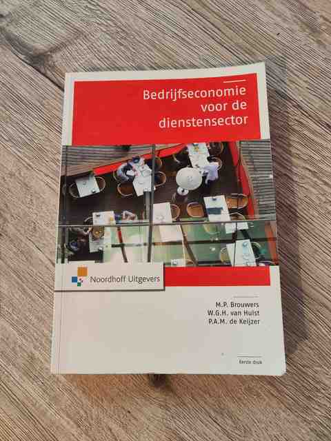 9789001702489-Bedrijfseconomie-voor-de-dienstensector