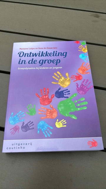 9789046905142-Ontwikkeling-in-de-groep