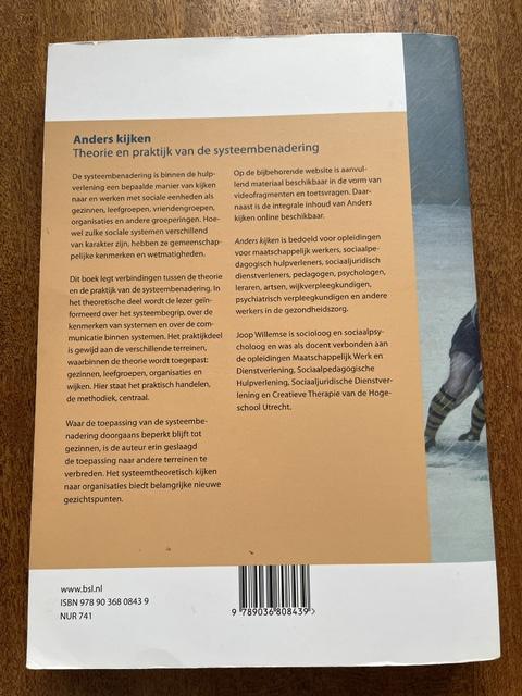 9789036808439-Anders-kijken