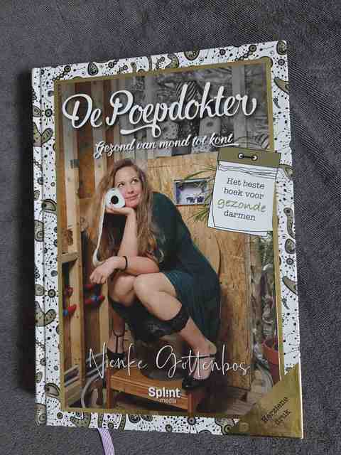 9789493042100-De-Poepdokter