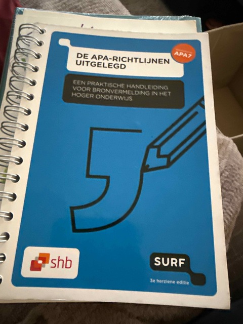 9789072482235-De-APA-richtlijnen-uitgelegd-Een-praktische-handleiding-voor-br