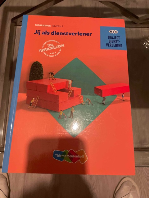 9789006503999-Traject-Combipakket-Dienstverlening-Jij-als-dienstverlener-niveau-2-boek-en-verwerkingslicentie-1-jaar