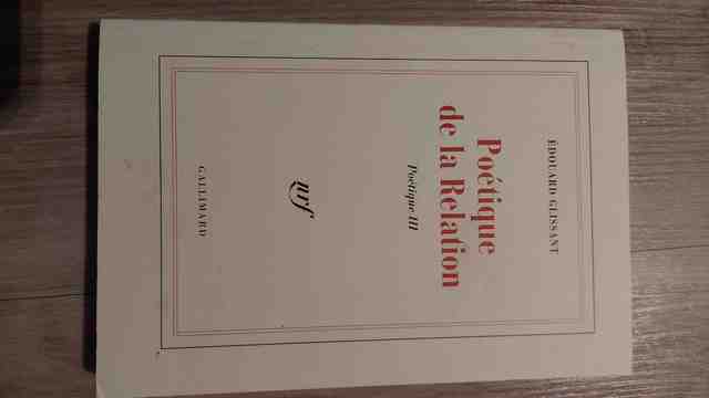 9782070720255-Poetique-de-la-Relation