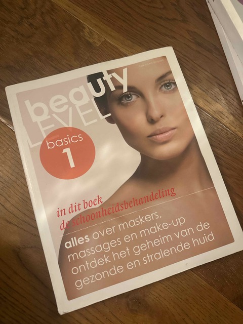 9789491277955-Beauty-Level-Basic-1-De-Schoonheidsbehandeling