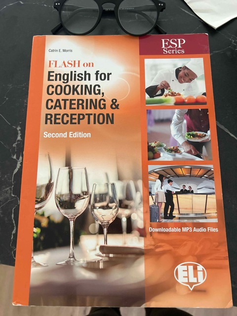 9788853622129-Flash-on-English-for-Cooking-Catering-Reception