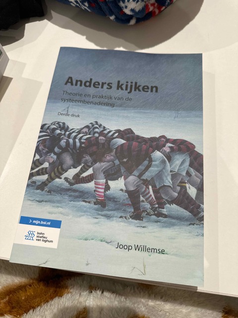 9789036808439-Anders-kijken
