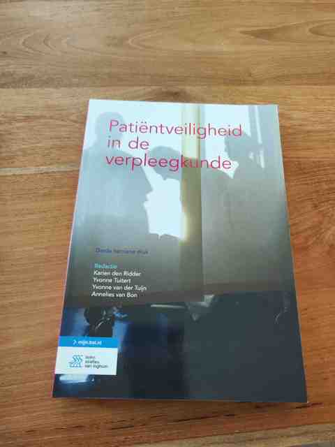 9789036811125-Patientveiligheid-in-de-verpleegkunde