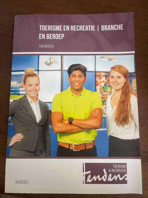 9789037228472-Toerisme-en-recreatie--branche-en-beroep-Theorieboek-Basisdeel