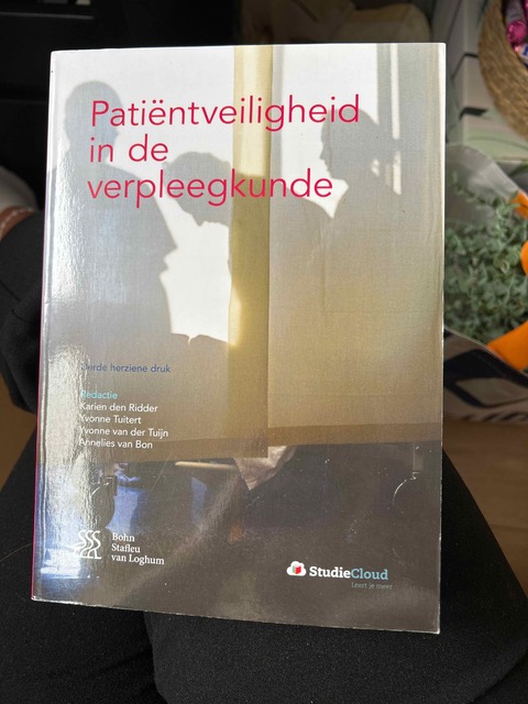 9789036811125-Patientveiligheid-in-de-verpleegkunde