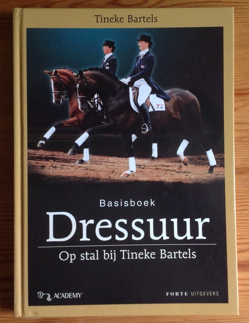 9789058770011-Basisboek-dressuur