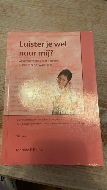 9789088505102-Luister-je-wel-naar-mij