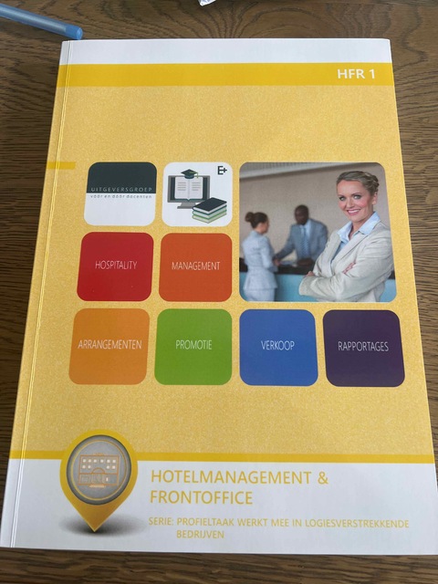 9789400227460-HFR-1-Hotelmanagement-Frontoffice