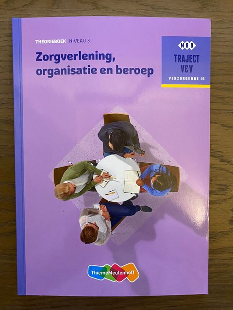 9789006910247-Zorgverlening-organisatie-en-beroep-niveau-3