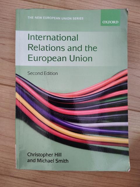9780199544806-International-Relations-and-the-European-Union